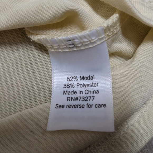 Nine West Light Yellow Top Cinched Shoulders - Picture 5 of 7